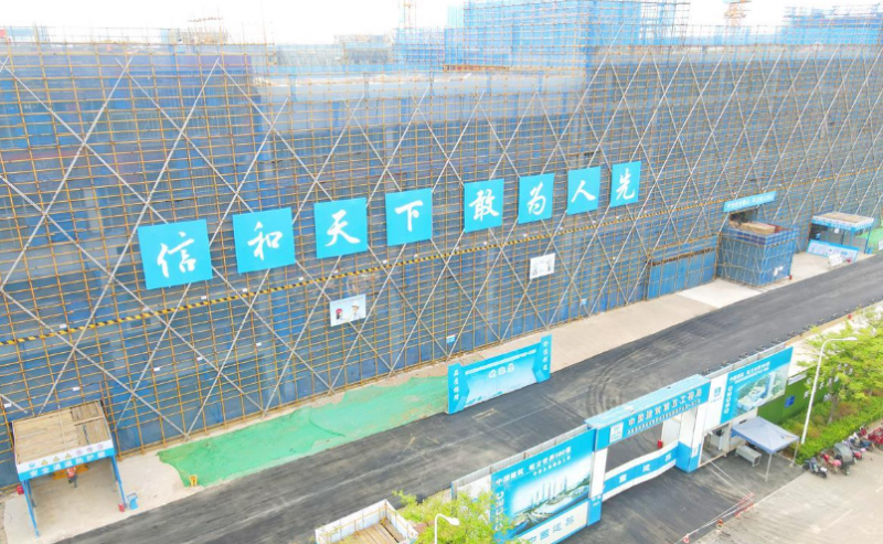 武汉东湖高新区高端测试设备研发及智能制造产业园一期项目生产厂房全面封顶